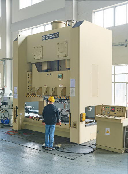 400T Mechanical Press  2800*1500*700mm